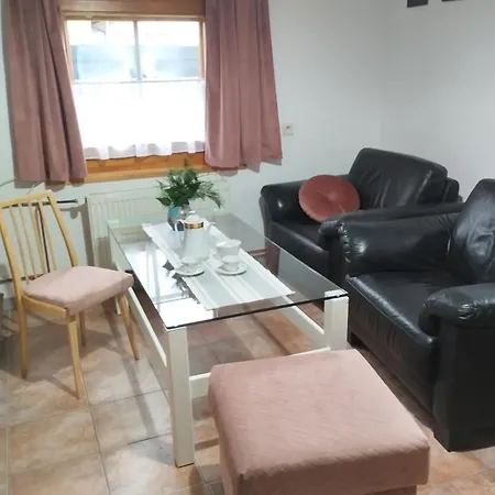 Drevenica U Holtana Mini Apartamento Oscadnica